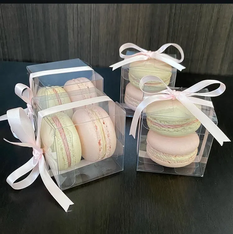 Macaron favor box