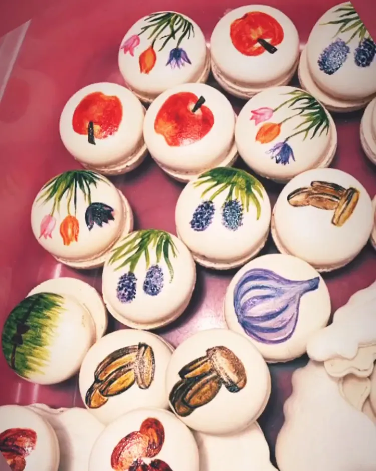 Nowruz macaron box