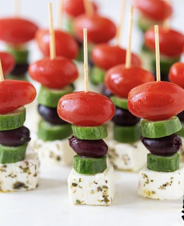 tomato olive cheese skewer